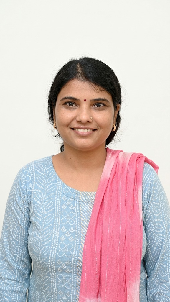 Jyoti Dattatray Shegokar - Full time Cleaner and Cook and Patient Care and Elderly Care in Malad West in Mumbai